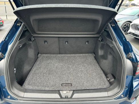 Used 2023 Volkswagen ID.4 Pro RWD image 47