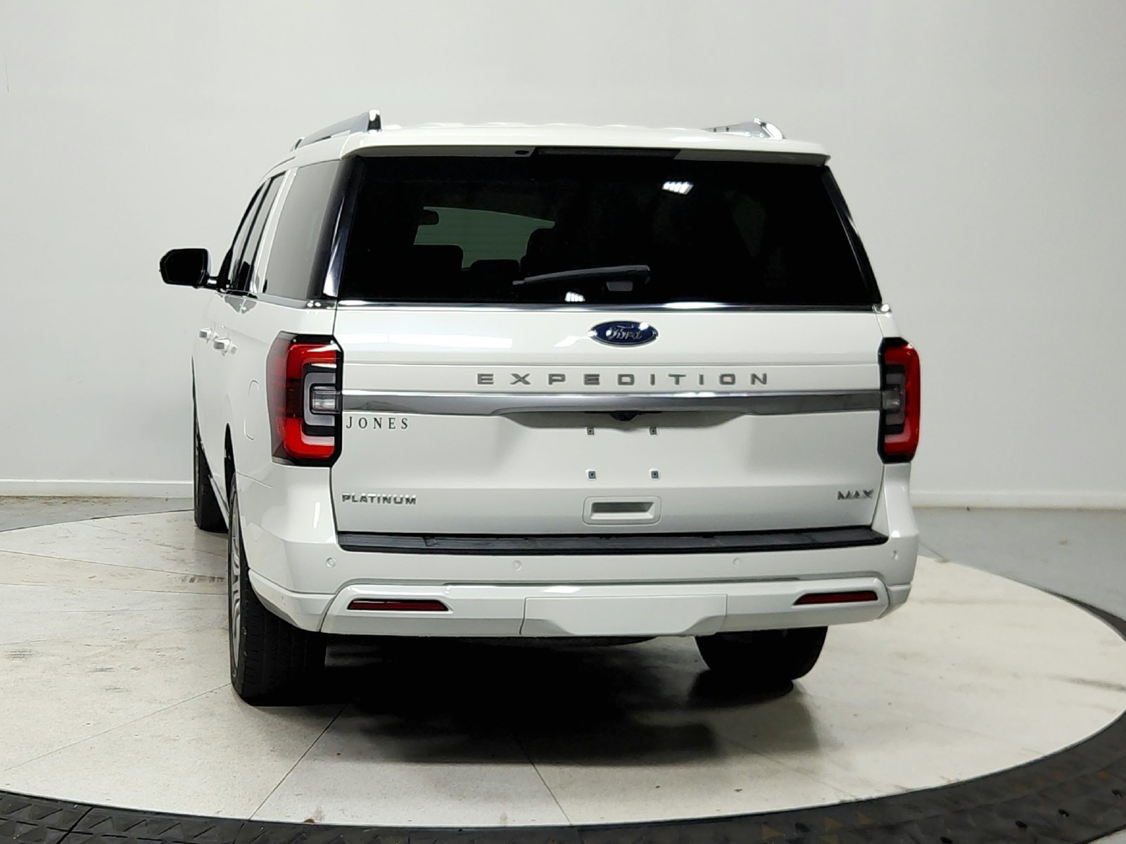 Used 2022 Ford Expedition Max Platinum AWD/4WD image 7