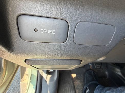 Used 2005 Honda Element EX image 17