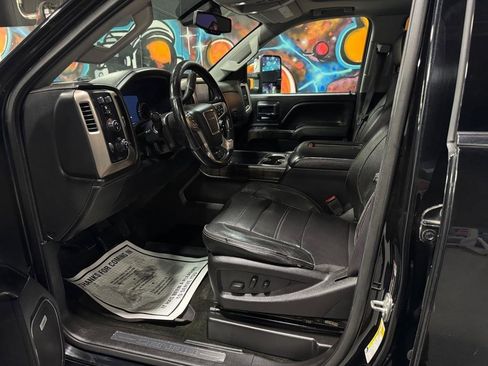 Used 2016 GMC Sierra 2500 Denali w/ Duramax Plus Package AWD/4WD image 11