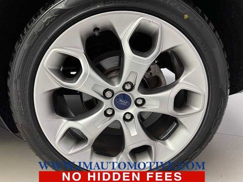 Used 2014 Ford Escape Titanium w/ Equipment Group 401A AWD/4WD image 9