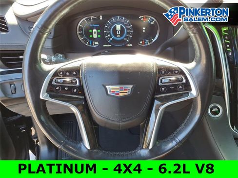 Used 2018 Cadillac Escalade Platinum image 22