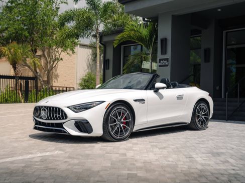 Used 2023 Mercedes-Benz SL 55 AMG 4MATIC image 9