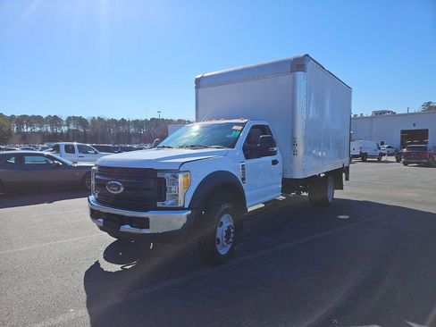 Used 2017 Ford F450 XL w/ Power Equipment Group image 3