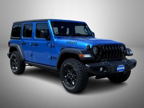 Used 2022 Jeep Wrangler Unlimited Sport AWD/4WD image 3