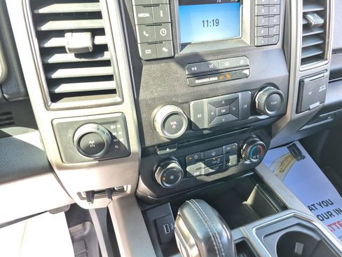 Used 2018 Ford F150 Raptor AWD/4WD image 18