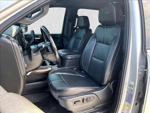 Certified 2021 Chevrolet Silverado 3500 High Country AWD/4WD image 27