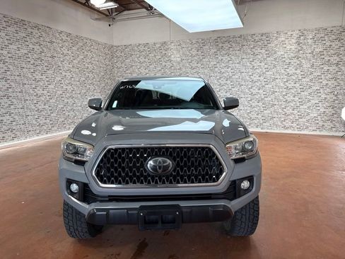 Used 2019 Toyota Tacoma TRD Off-Road AWD/4WD image 2