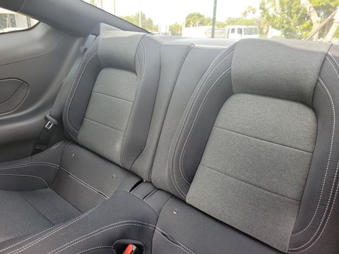 Used 2025 Ford Mustang Coupe RWD image 12