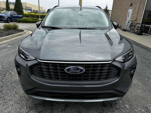 New 2025 Ford Escape Base image 9