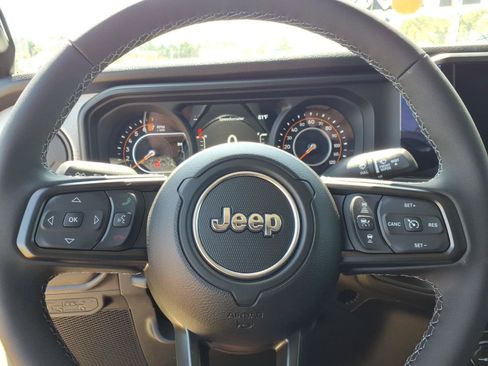 New 2026 Jeep Gladiator Sport AWD/4WD image 30