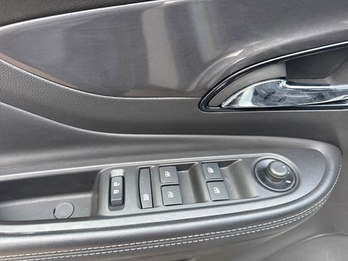 Certified 2022 Buick Encore Preferred w/ Safety Package image 13