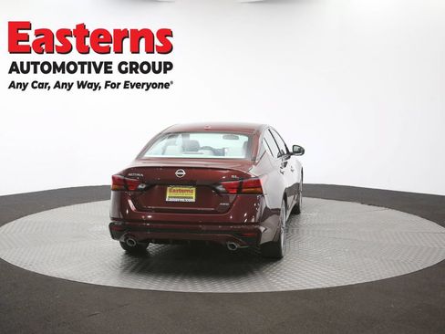 Used 2024 Nissan Altima 2.5 SL AWD/4WD image 42