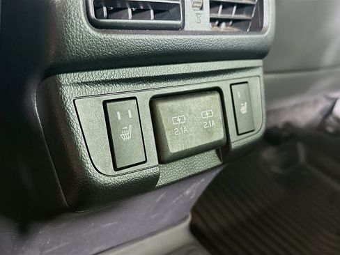 Used 2019 Subaru Outback 2.5i Limited AWD/4WD image 28