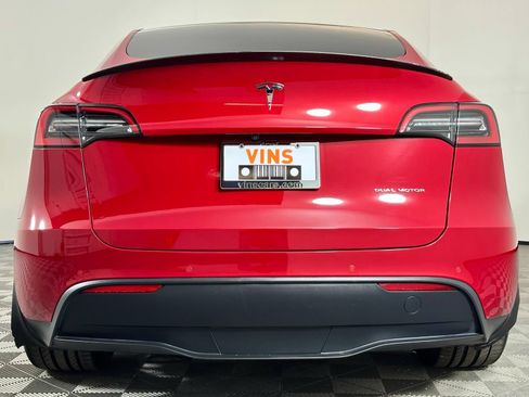 Used 2022 Tesla Model Y Performance AWD/4WD image 26