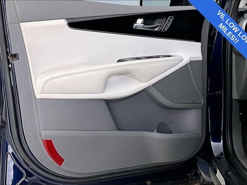 Used 2020 Kia Sorento SX image 23