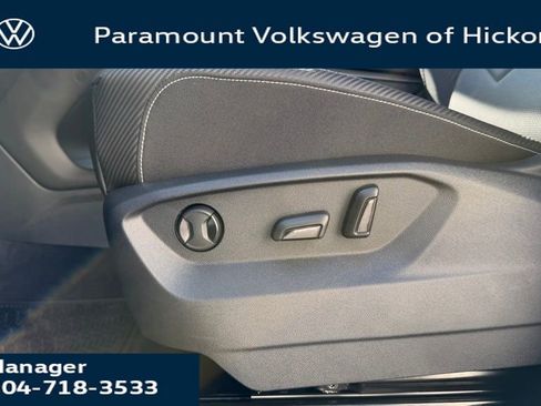 New 2026 Volkswagen Atlas Cross Sport SE AWD/4WD image 5