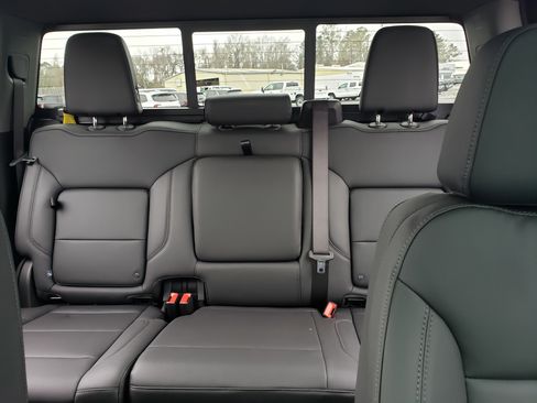 New 2026 Chevrolet Silverado 3500 LTZ w/ LTZ Plus Package image 32