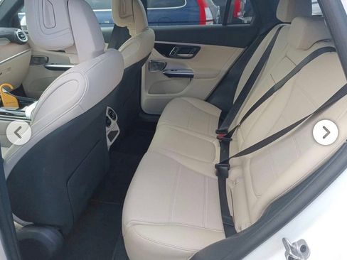 Used 2023 Mercedes-Benz GLC 300 4MATIC image 6