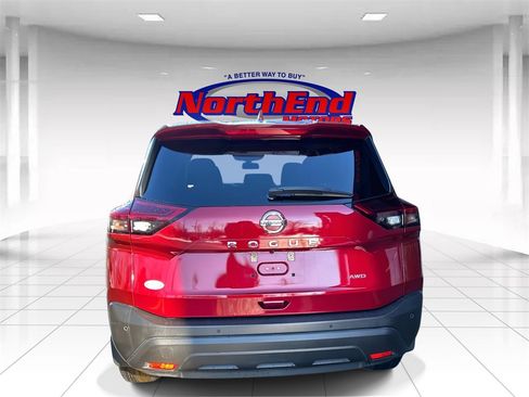 Used 2021 Nissan Rogue S image 4