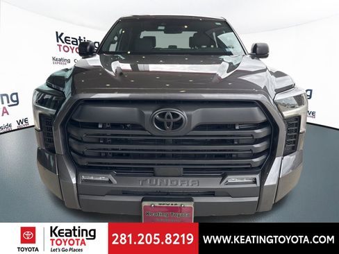 Used 2025 Toyota Tundra SR5 w/ SR5 Premium Package image 2