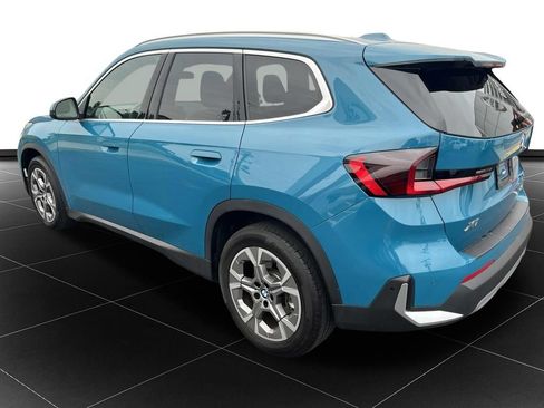 Used 2023 BMW X1 xDrive28i w/ Convenience Package AWD/4WD image 3