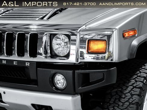 Used 2009 HUMMER H2 Luxury image 17