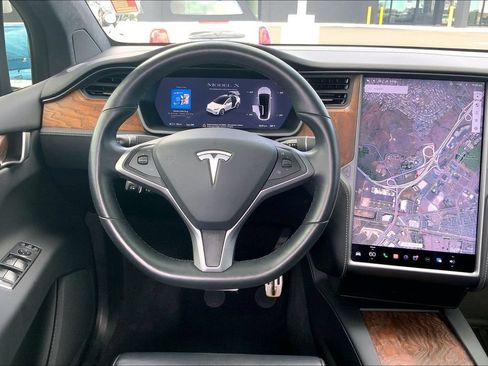 Used 2020 Tesla Model X Performance AWD/4WD image 5