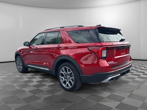 Used 2025 Ford Explorer Platinum w/ Ultimate Package AWD/4WD image 3