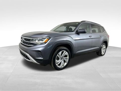 Used 2021 Volkswagen Atlas SE w/ Panoramic Sunroof Package image 2