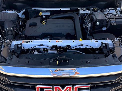Certified 2024 GMC Terrain SLE FWD image 30