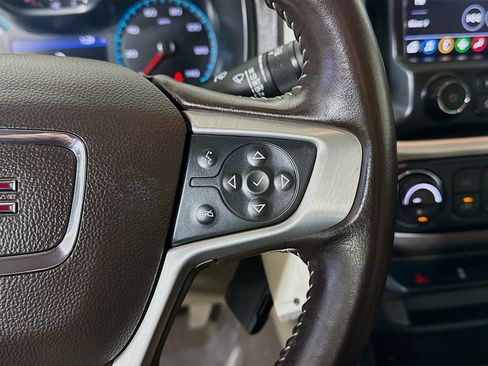 Used 2020 GMC Canyon SLE w/ SLE Convenience Package image 15