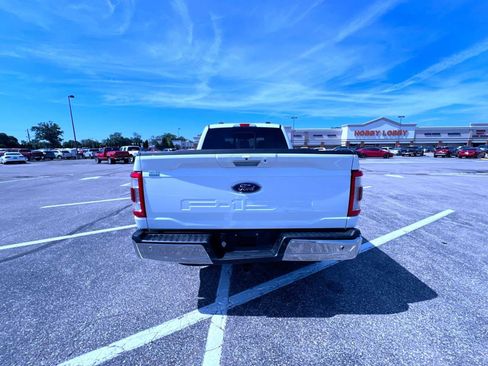 Used 2021 Ford F150 Lariat w/ Equipment Group 502A High AWD/4WD image 7