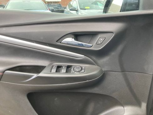 Used 2023 Chevrolet Bolt EUV LT w/ Convenience Package FWD image 13