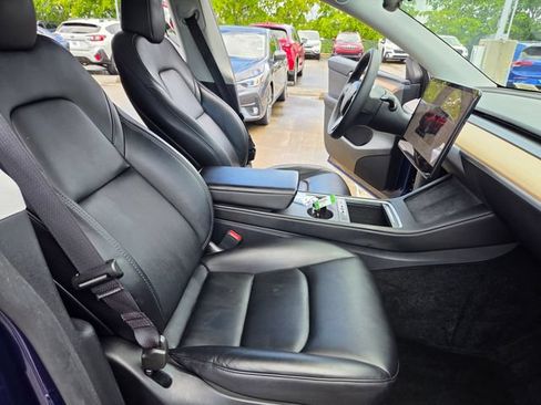 Used 2023 Tesla Model Y Long Range AWD/4WD image 23