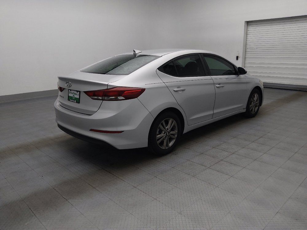 Used 2018 Hyundai Elantra SEL FWD image 10