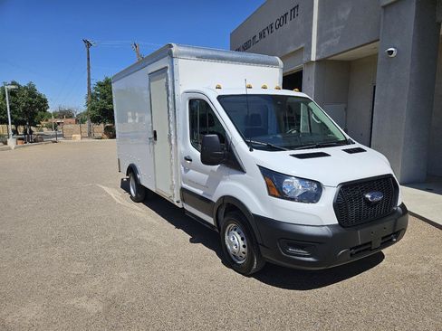 Used 2023 Ford Transit 350 DRW RWD image 5