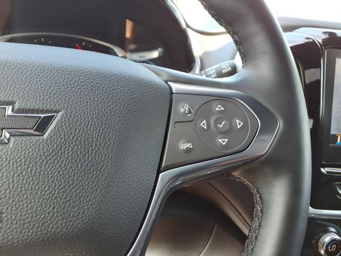 Used 2023 Chevrolet Traverse RS AWD/4WD image 21
