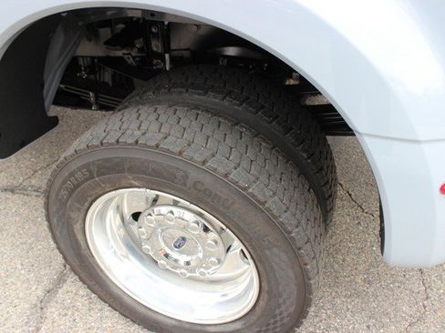 Used 2026 Ford F450 Platinum w/ Platinum Plus Package image 4