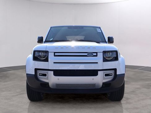 Used 2025 Land Rover Defender 110 S AWD/4WD image 2