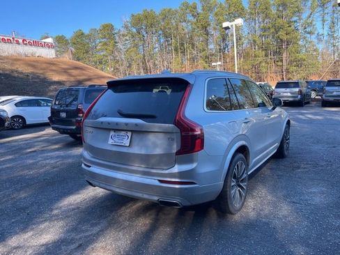 Used 2020 Volvo XC90 T5 Momentum w/ Protection Package Premier image 12