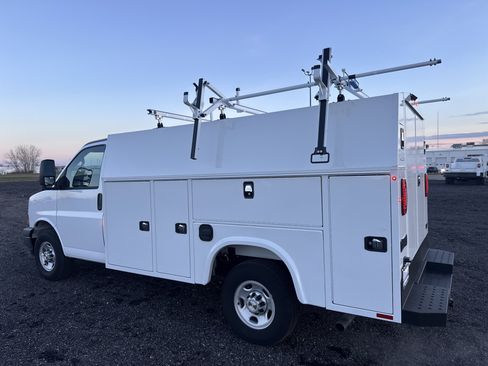 New 2025 Chevrolet Express 3500 w/ Power Convenience Package image 3