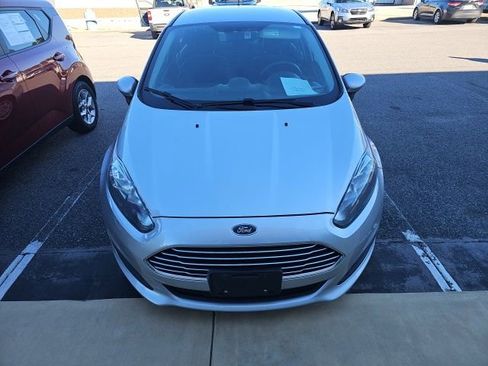 Used 2016 Ford Fiesta S image 2