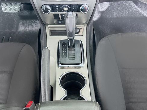 Used 2011 Ford Fusion SE image 34