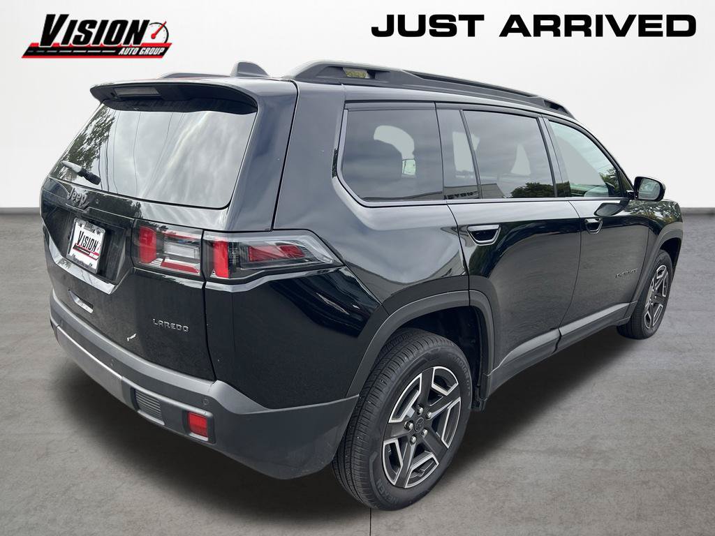 Used 2026 Jeep Cherokee Laredo AWD/4WD image 5