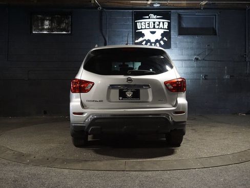 Used 2017 Nissan Pathfinder S AWD/4WD image 5