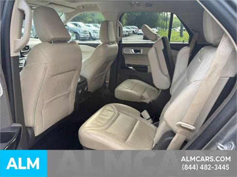 Used 2021 Ford Explorer Platinum w/ Equipment Group 601A AWD/4WD image 10