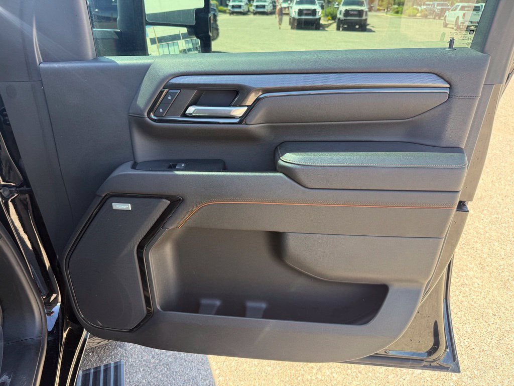 Used 2024 GMC Sierra 3500 AT4 w/ AT4 Premium Plus Package AWD/4WD image 19
