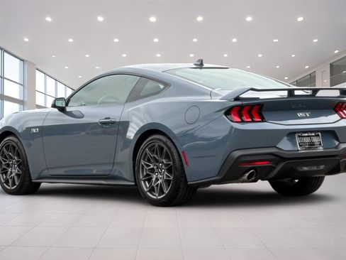 Used 2025 Ford Mustang GT Premium w/ GT Performance Package RWD image 6