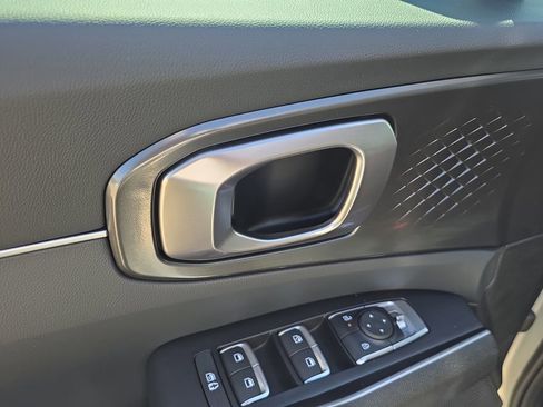 New 2026 Kia Sorento S w/ S Panoramic Sunroof Package FWD image 18